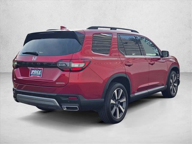 Used 2023 Honda Pilot Touring image 5