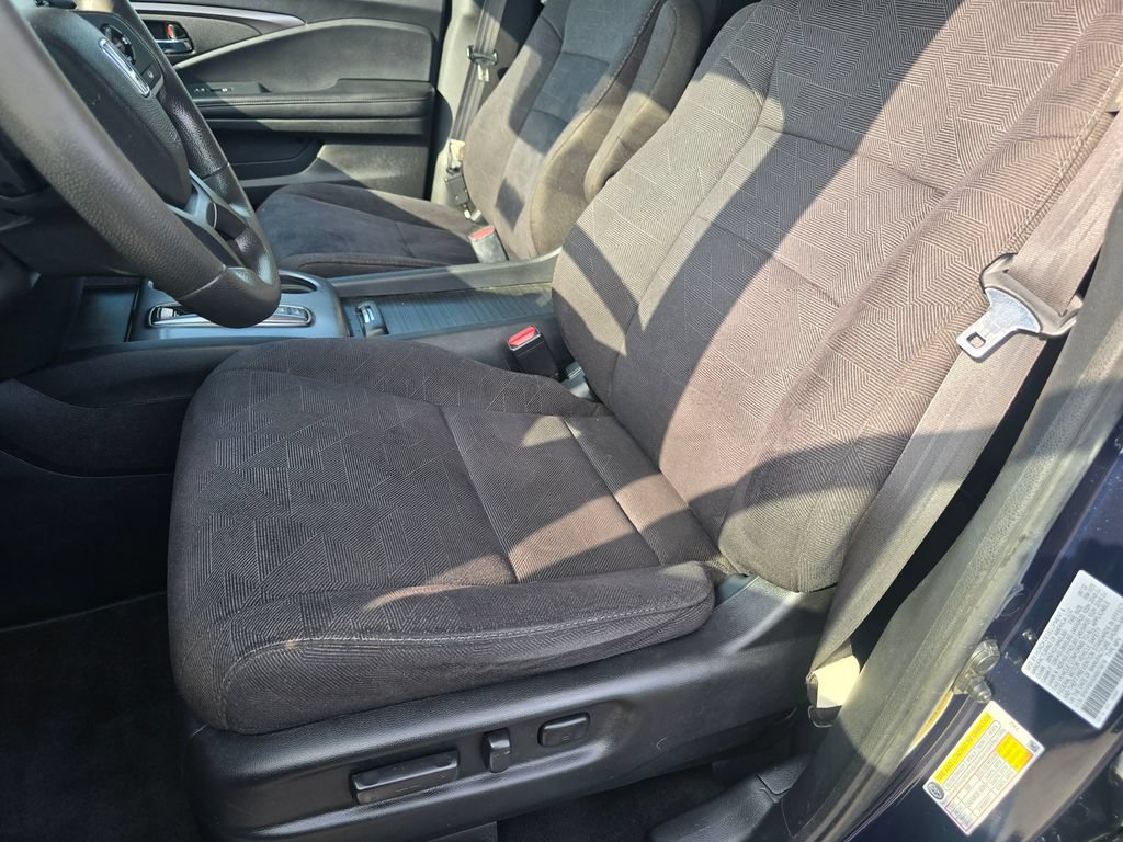 Used 2022 Honda Pilot Sport image 17