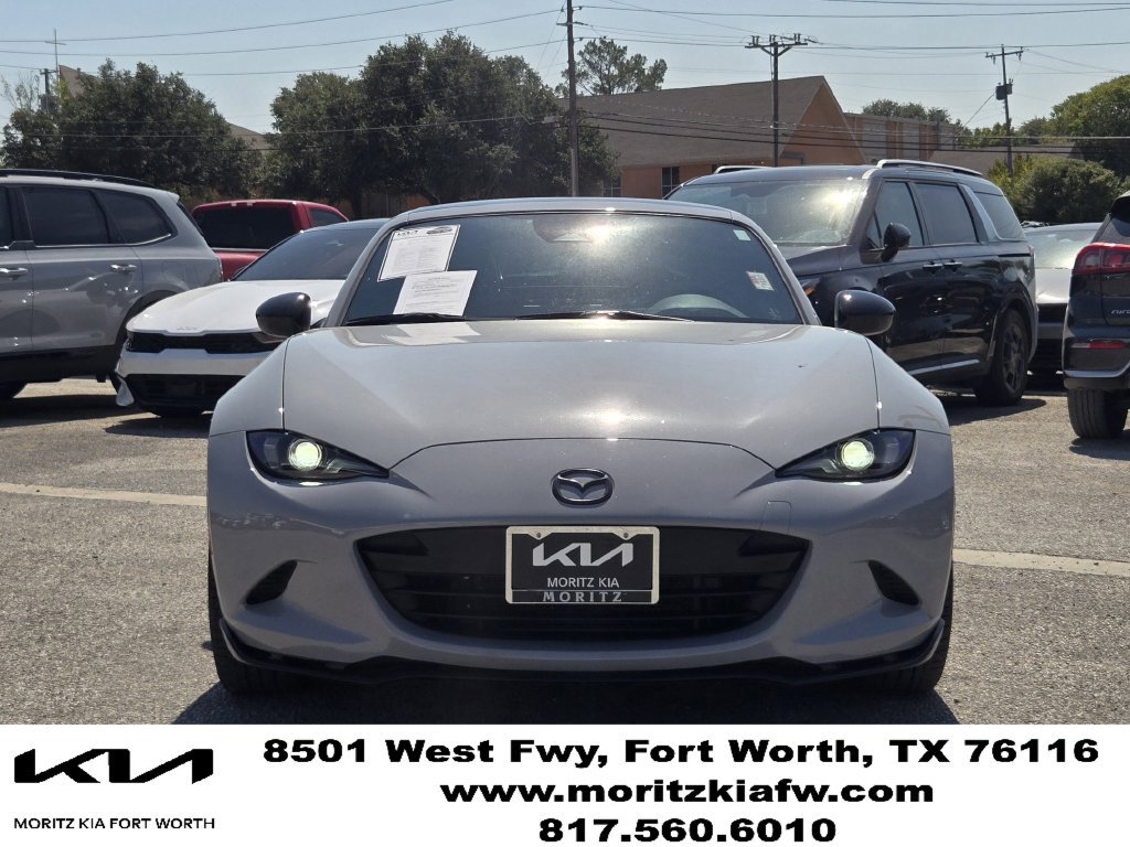 Used 2025 MAZDA MX-5 Miata RF Club RWD image 2