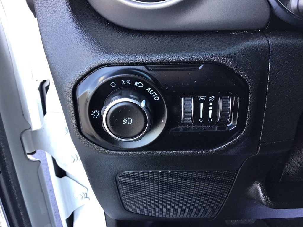 Used 2021 Jeep Wrangler Unlimited Sport image 16