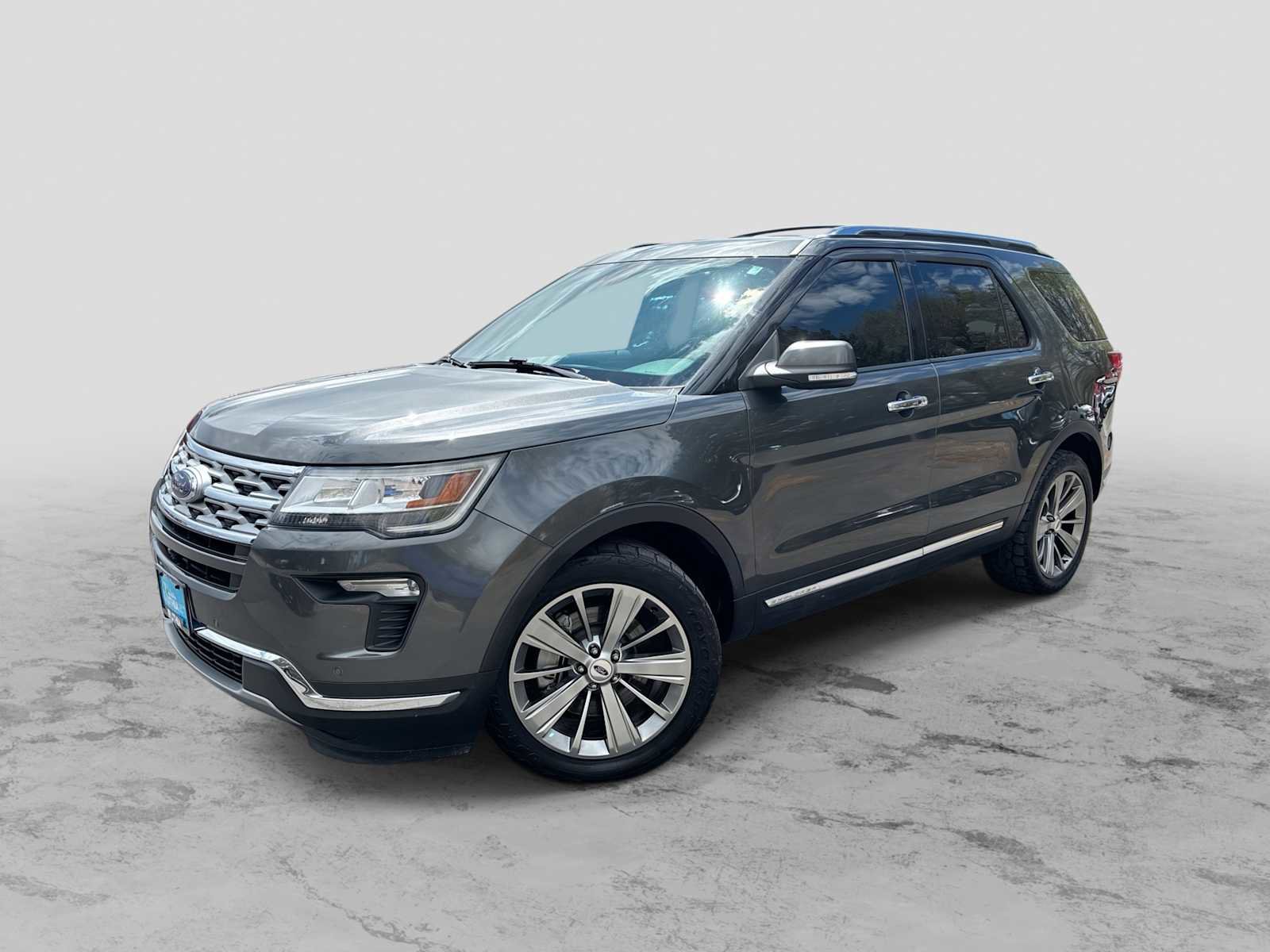 Used 2018 Ford Explorer Limited w/ Ford Safe & Smart Package FWD image 1