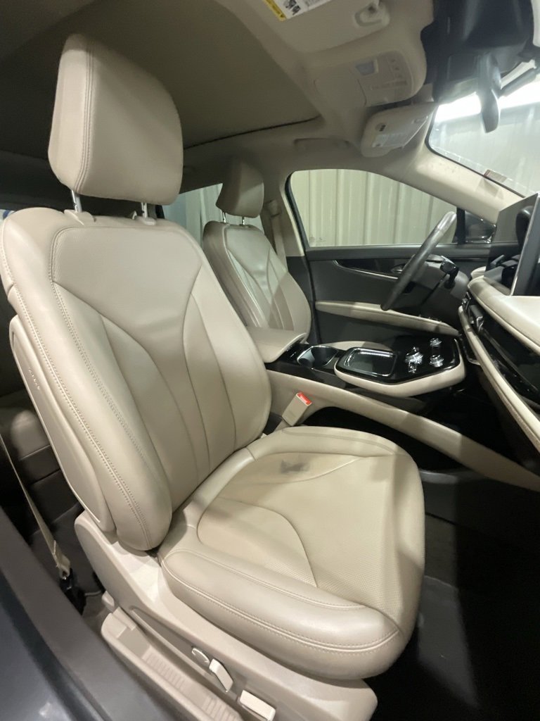 Used 2022 Lincoln Nautilus Reserve w/ Cargo Utility Package image 13