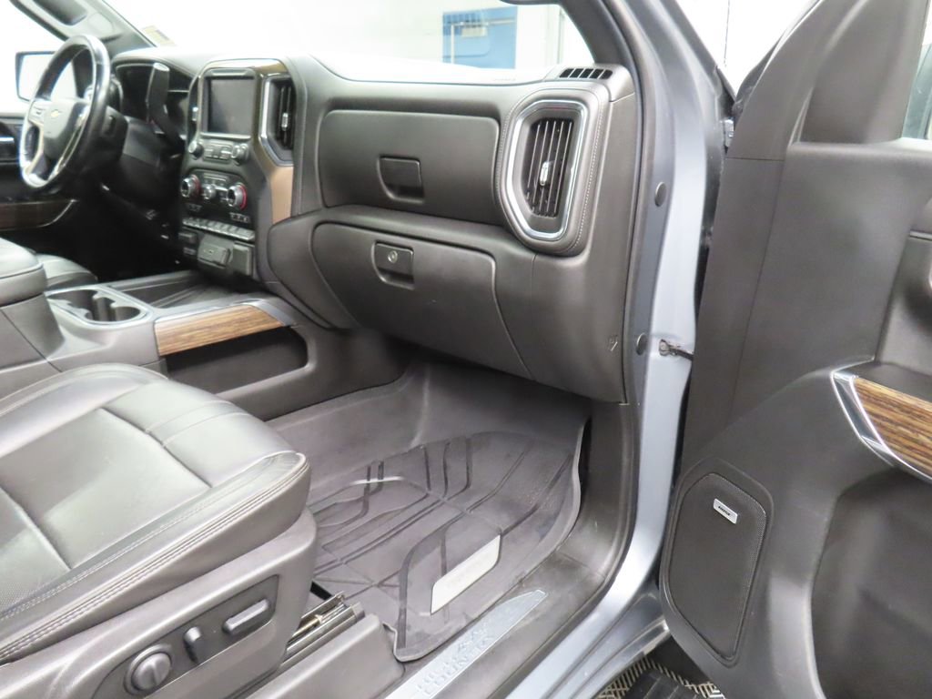 Used 2019 Chevrolet Silverado 1500 High Country w/ High Country Premium Package AWD/4WD image 40
