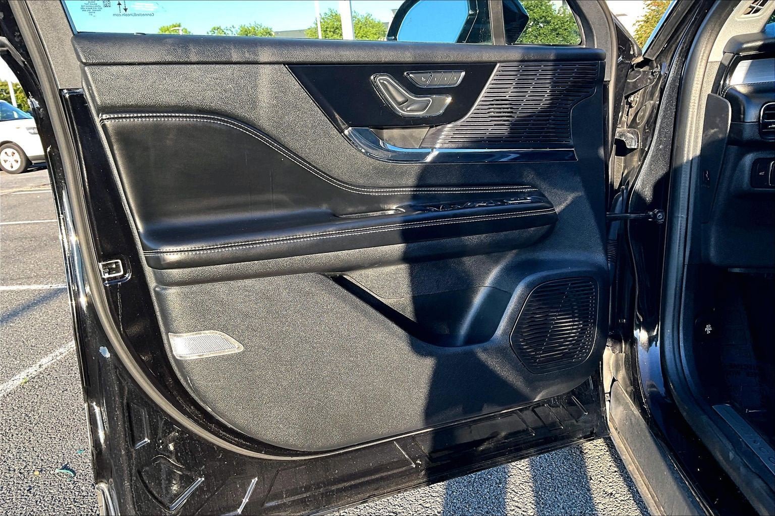 Used 2021 Lincoln Corsair FWD image 20