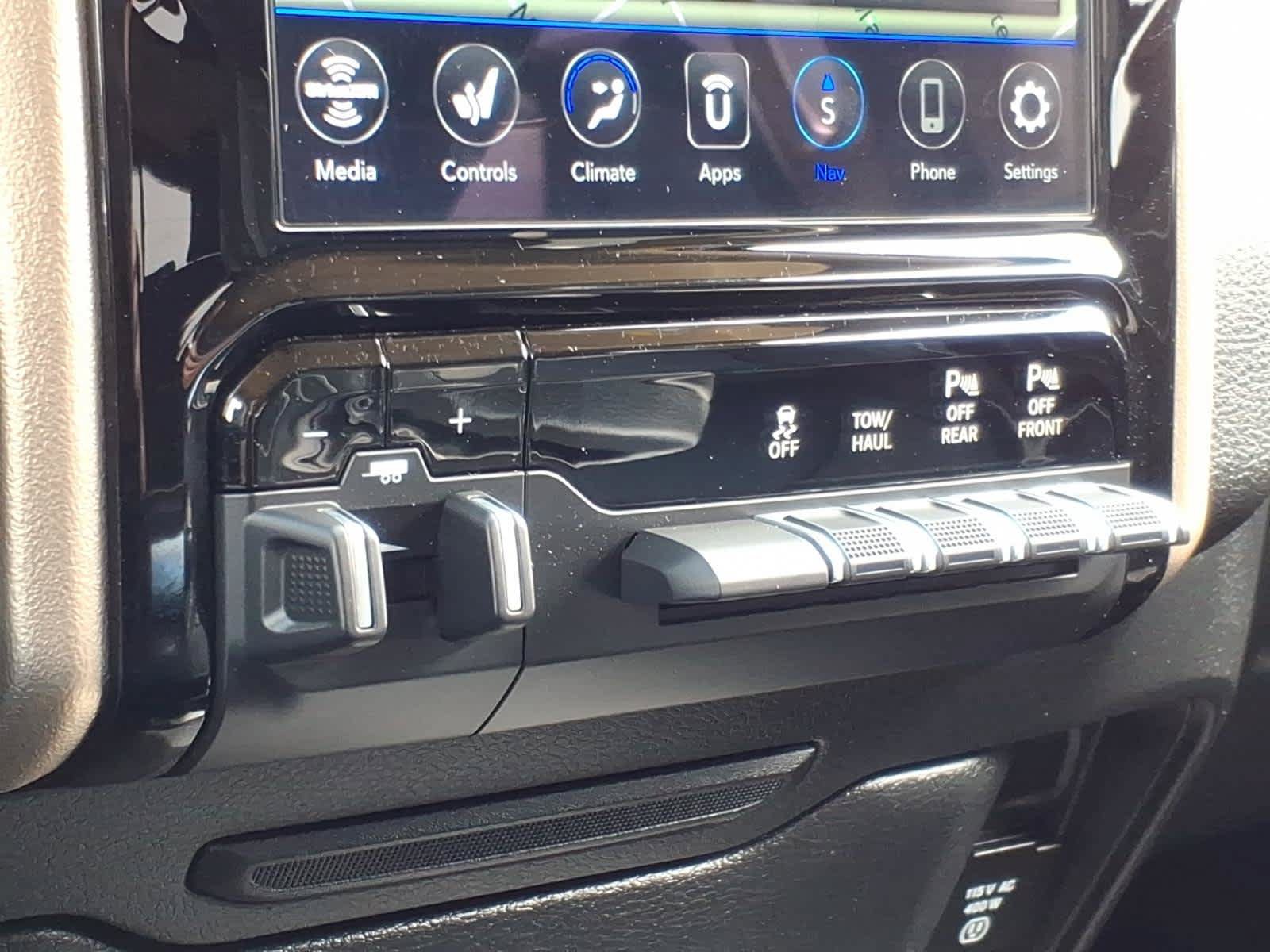 Used 2020 RAM 2500 Laramie AWD/4WD image 8