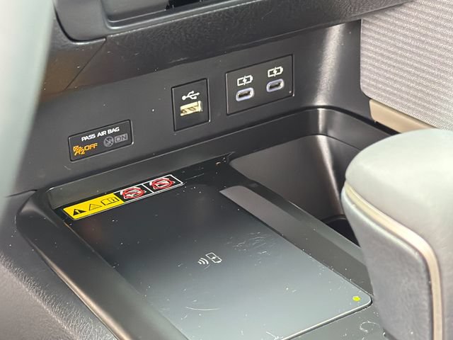 Used 2026 Toyota Camry SE w/ Convenience Package FWD image 24