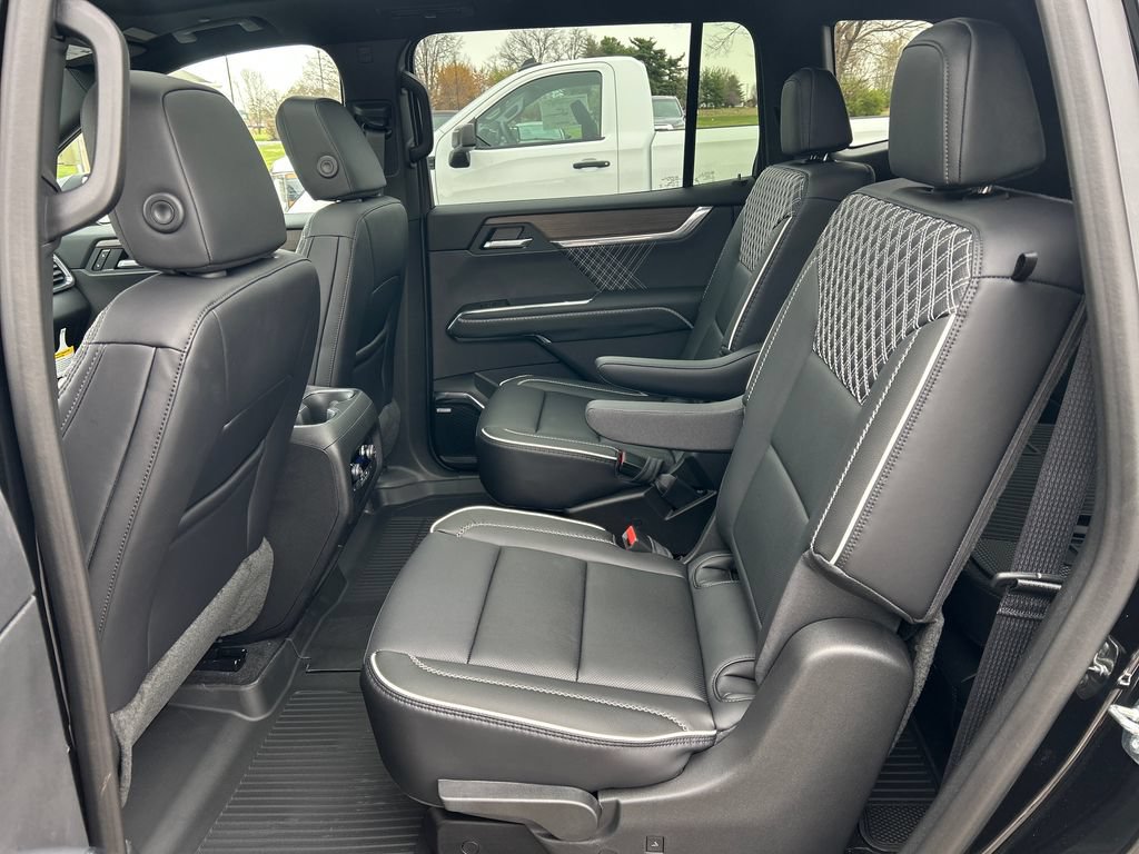 New 2026 GMC Acadia Denali w/ Super Cruise Package AWD/4WD image 38