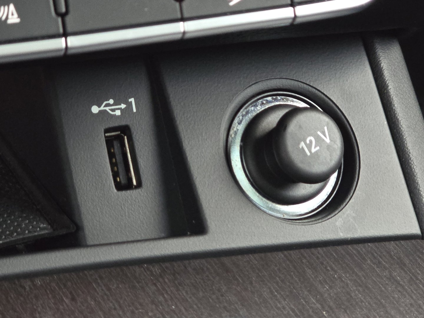 Used 2023 Audi Q5 2.0T Prestige w/ Prestige Package image 21