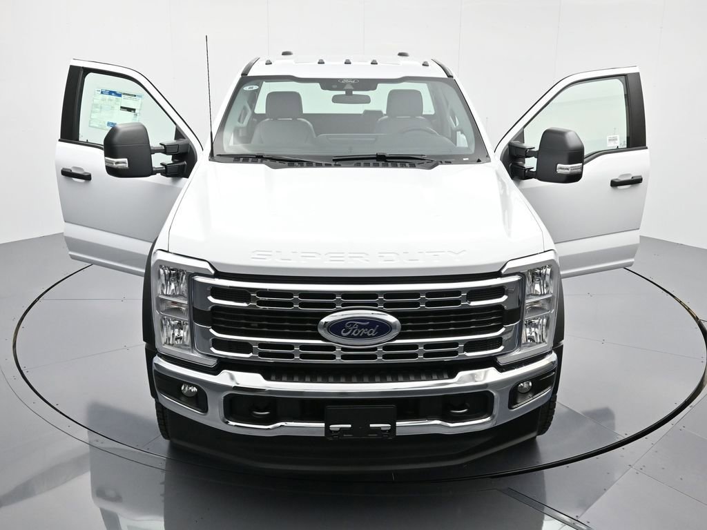 New 2026 Ford F550 4x4 Regular Cab Super Duty image 42