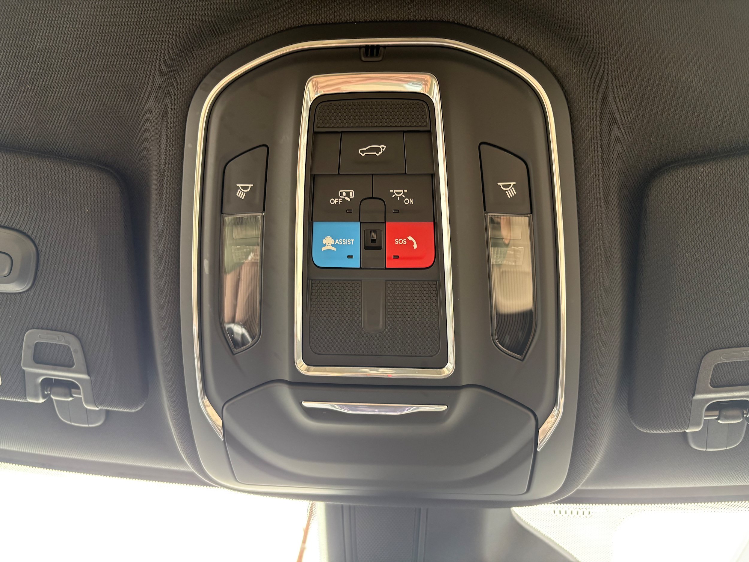 Used 2023 Jeep Grand Cherokee L Limited AWD/4WD image 28