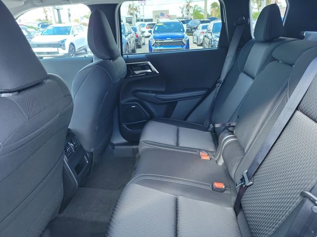 New 2026 Mitsubishi Outlander ES image 12