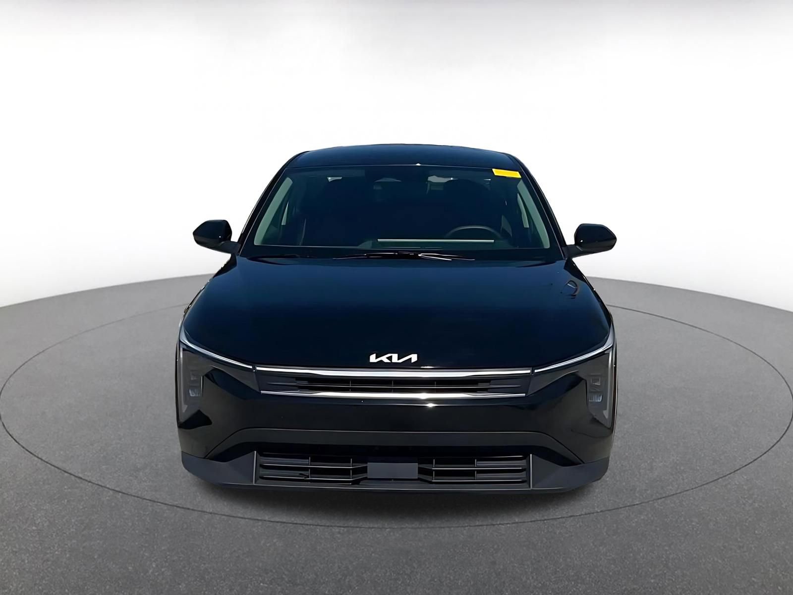 Used 2025 Kia K4 LXS image 4