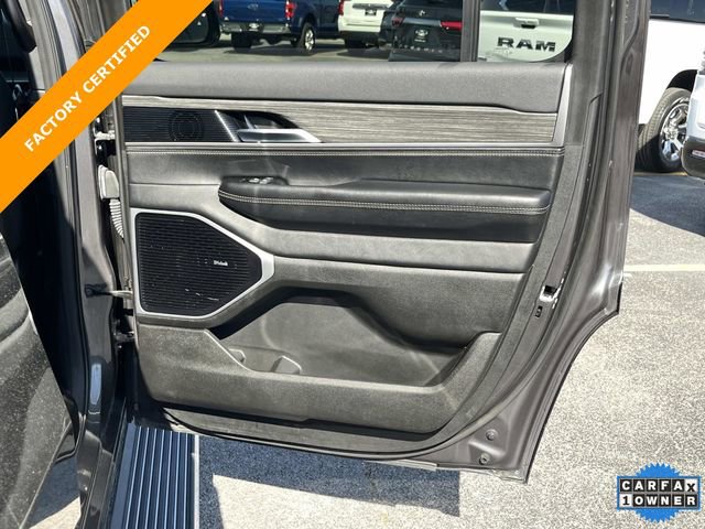 Certified 2024 Jeep Wagoneer Series III w/ Premium Group I AWD/4WD image 22