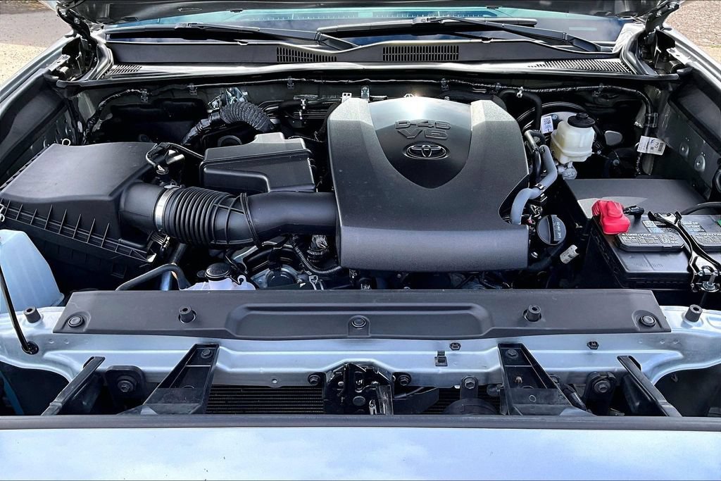 Used 2023 Toyota Tacoma SR5 RWD image 30