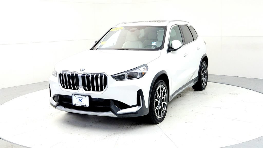 Used 2026 BMW X1 xDrive28i w/ Convenience Package AWD/4WD image 2