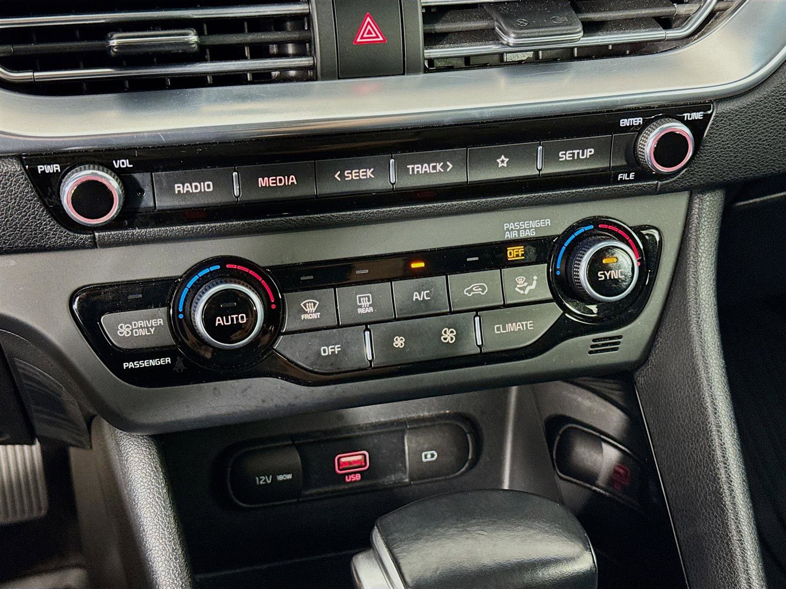 Certified 2022 Kia Niro LXS image 17