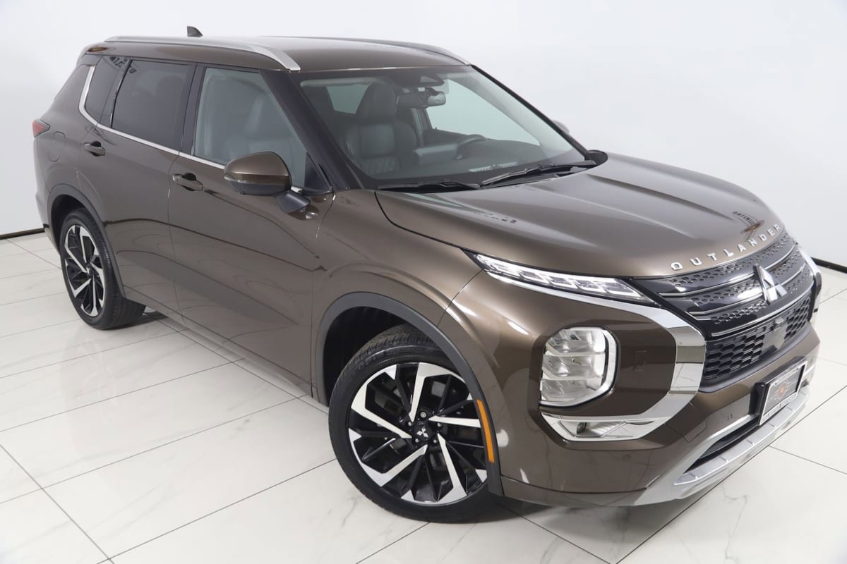 Used 2022 Mitsubishi Outlander SEL AWD/4WD image 17