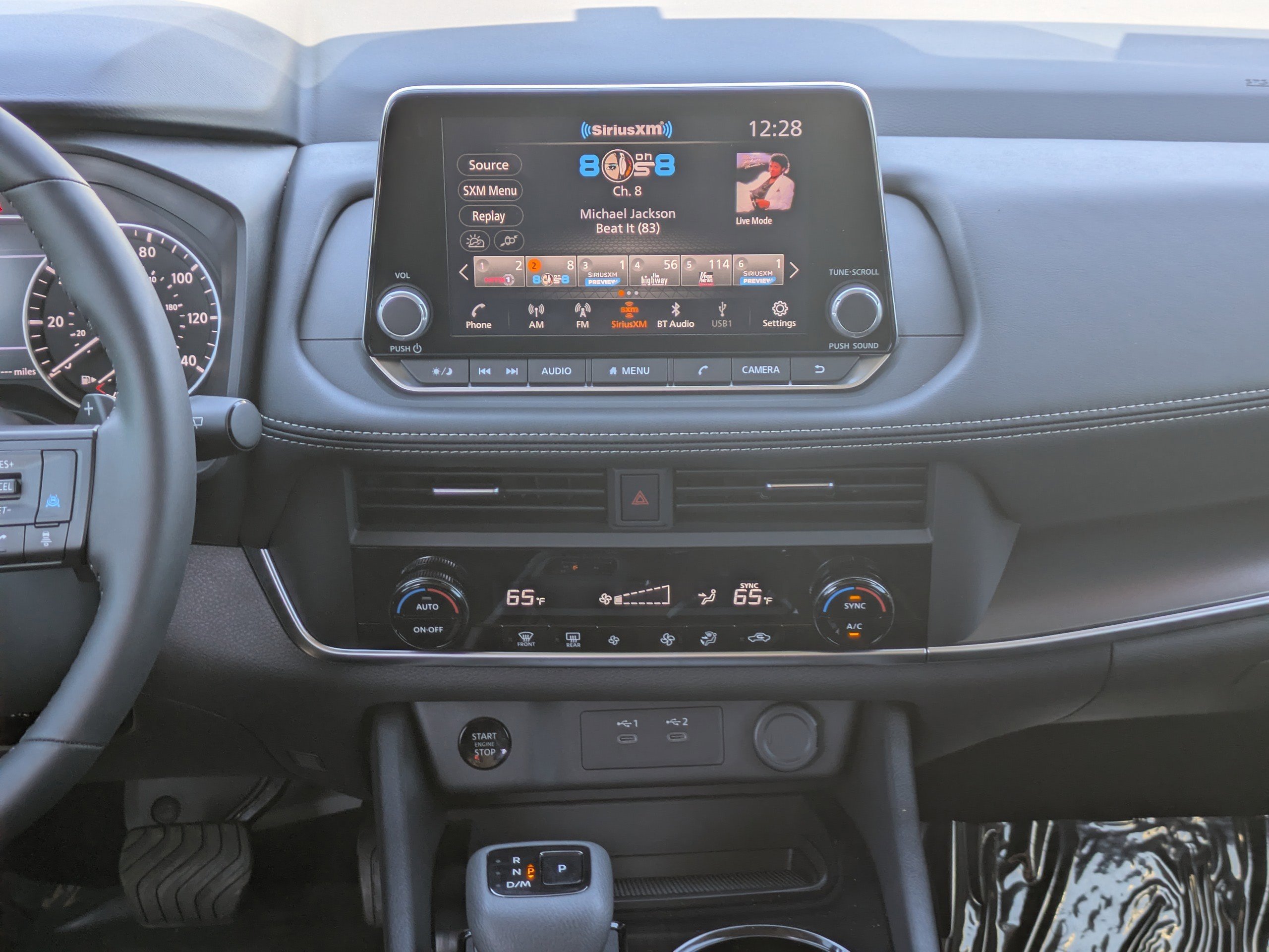 Certified 2025 Nissan Rogue SV image 20