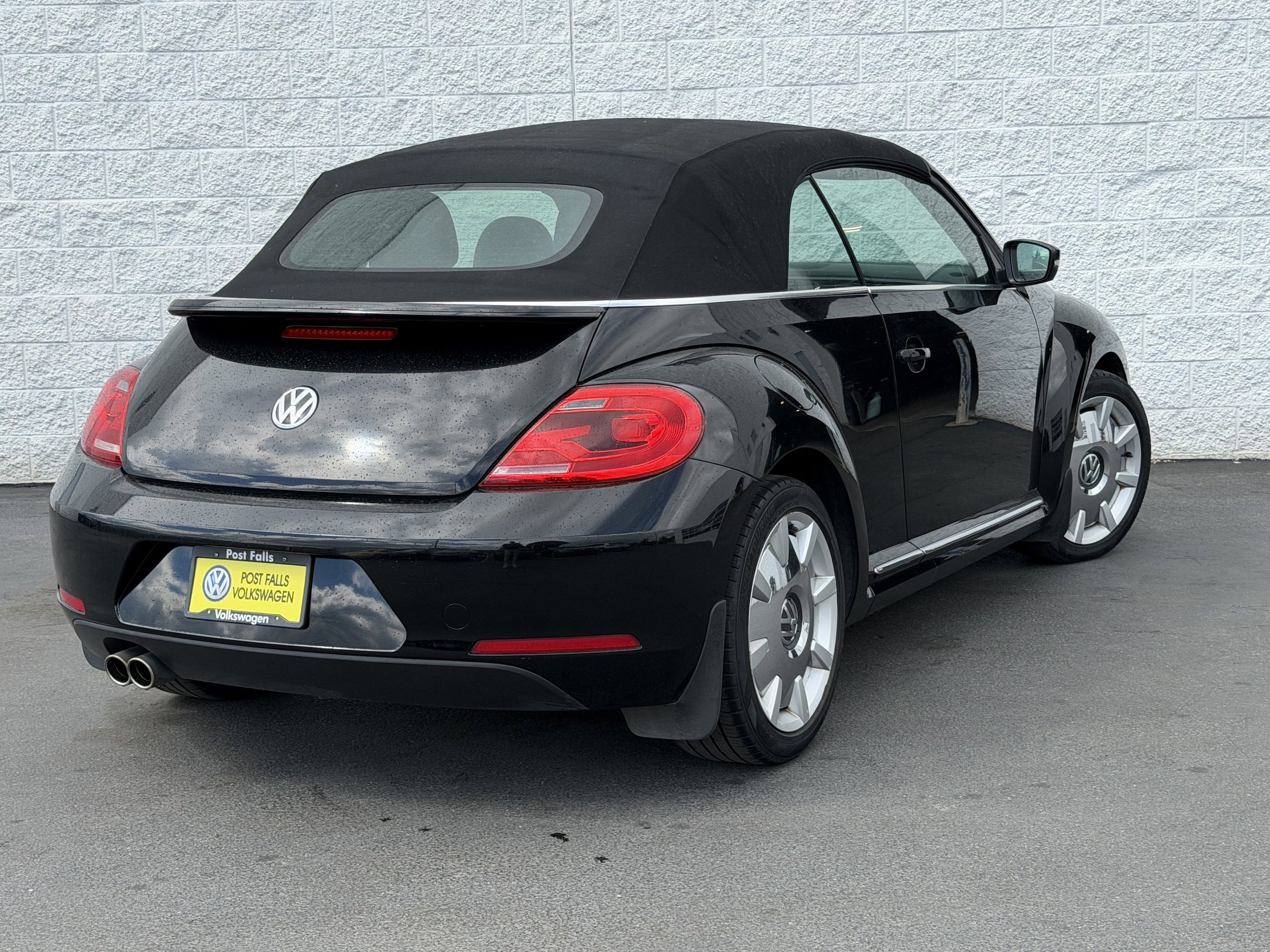 Used 2013 Volkswagen Beetle 2.5 FWD image 8