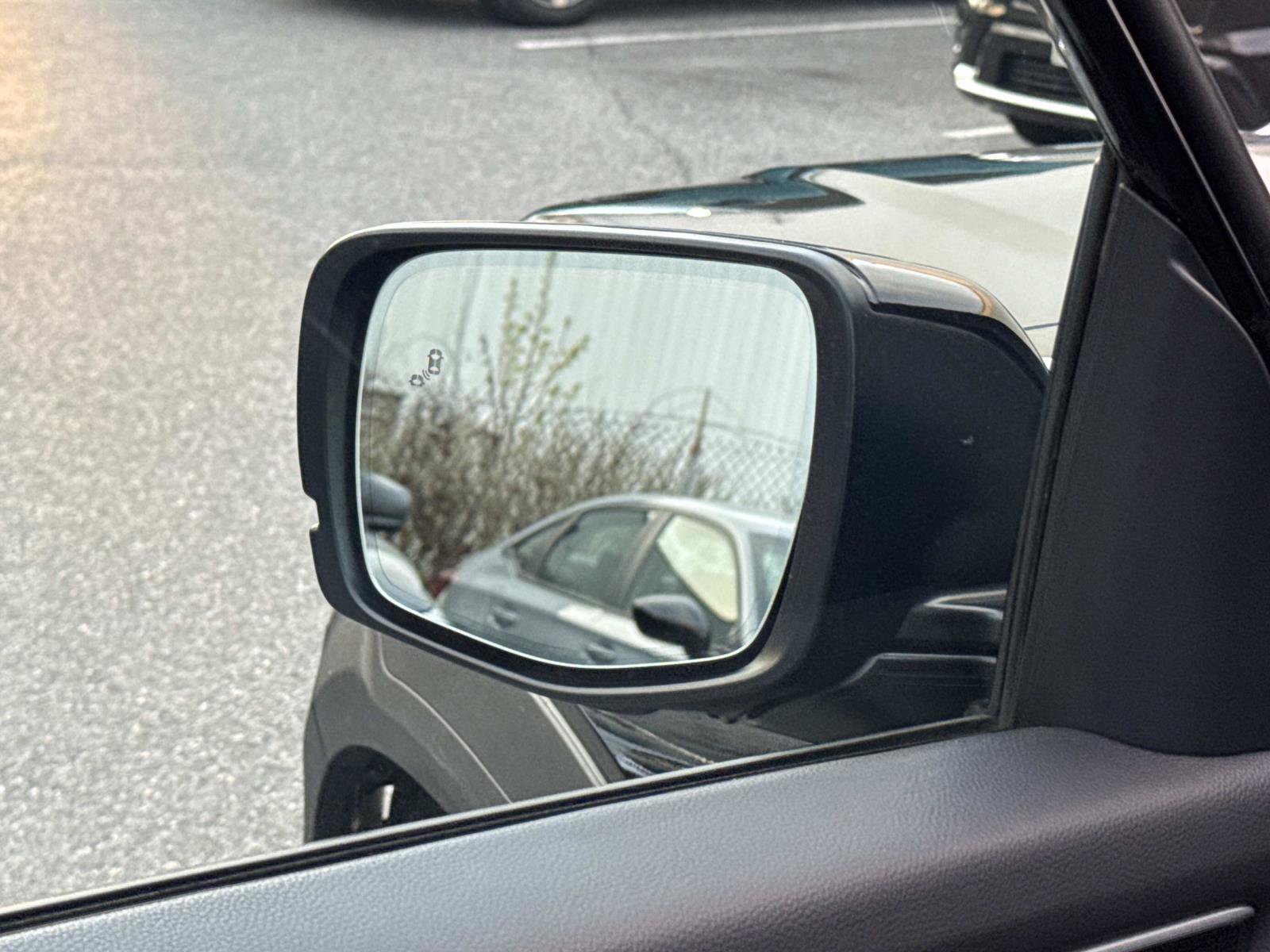 Used 2024 Honda Pilot Elite image 17