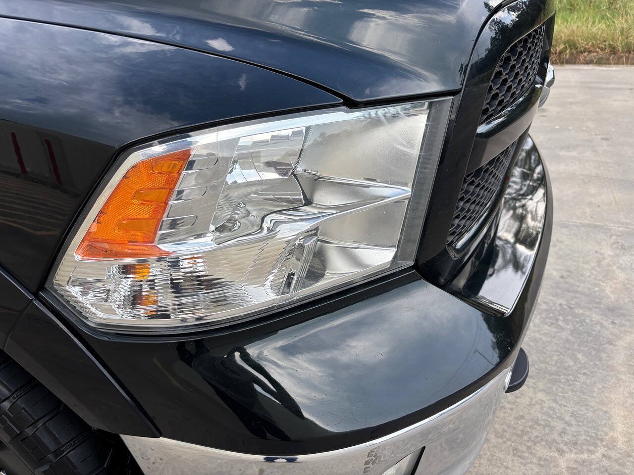 Used 2017 RAM 1500 Outdoorsman AWD/4WD image 23