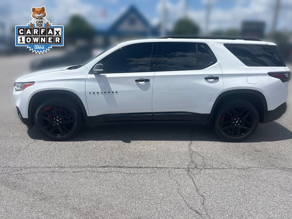Used 2021 Chevrolet Traverse Premier w/ Redline Edition AWD/4WD image 2