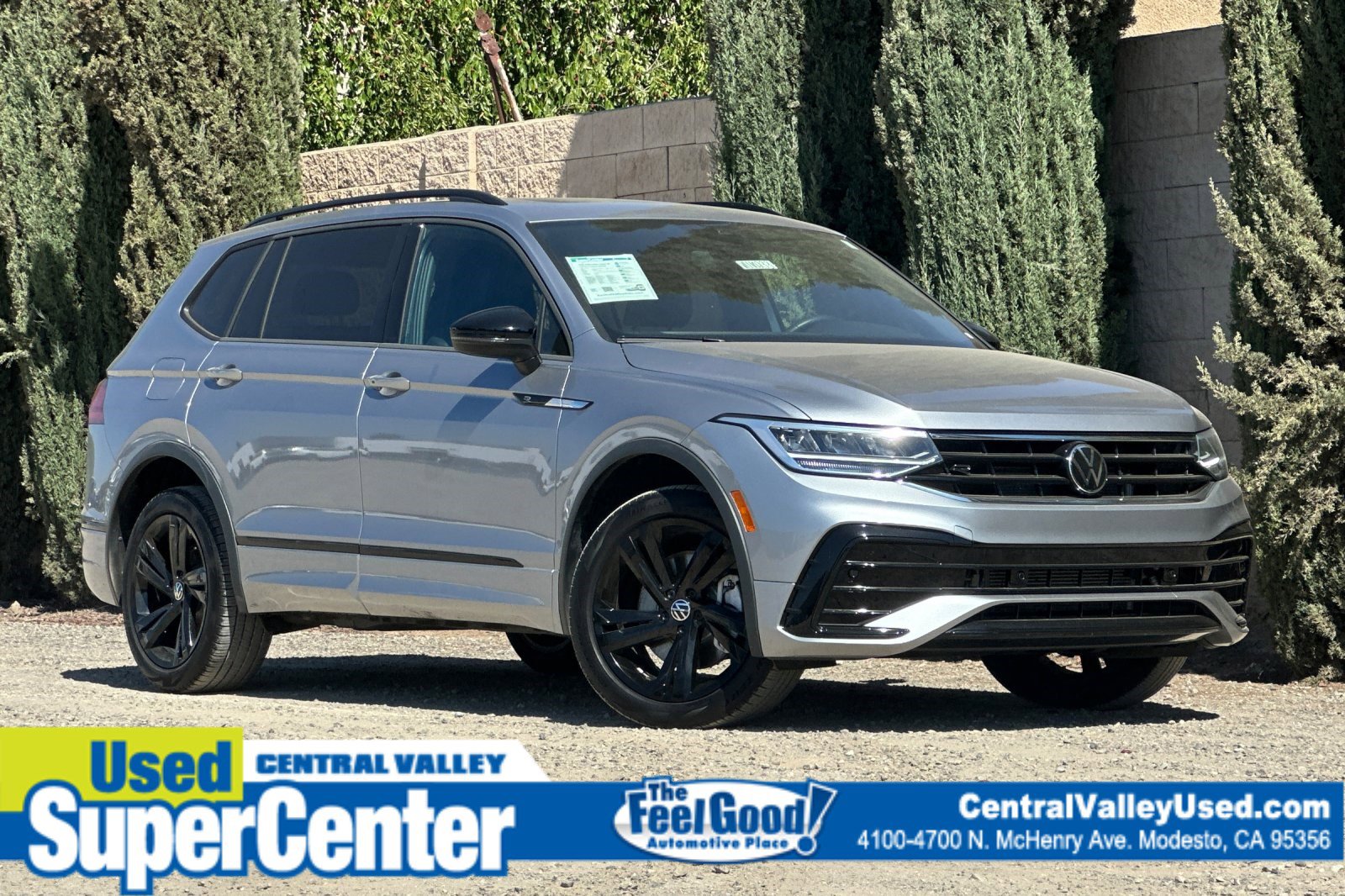 Certified 2024 Volkswagen Tiguan SE R-Line