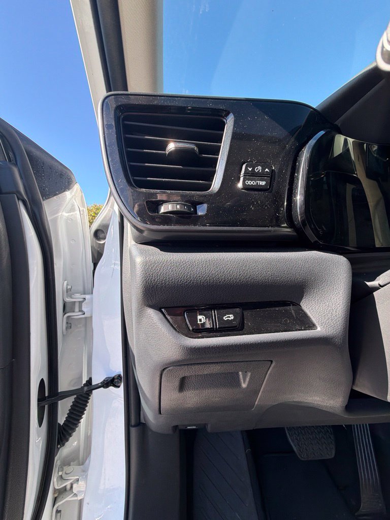 Certified 2026 Lexus NX 350h AWD w/ Cold Area Package image 33