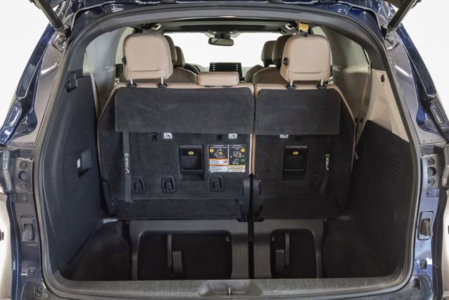 Used 2021 Toyota Sienna Limited FWD image 37