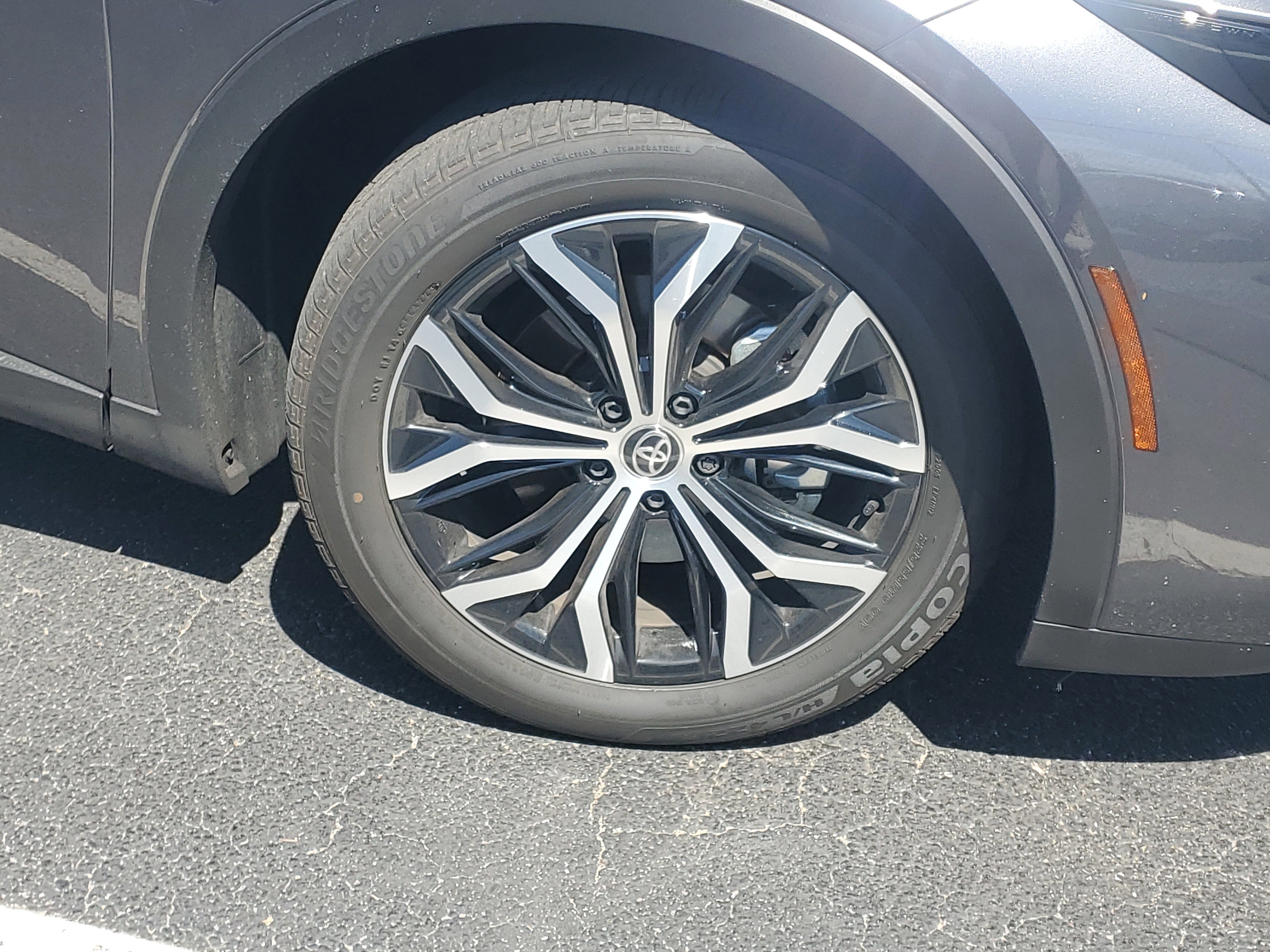 Certified 2024 Toyota Crown XLE AWD/4WD image 4