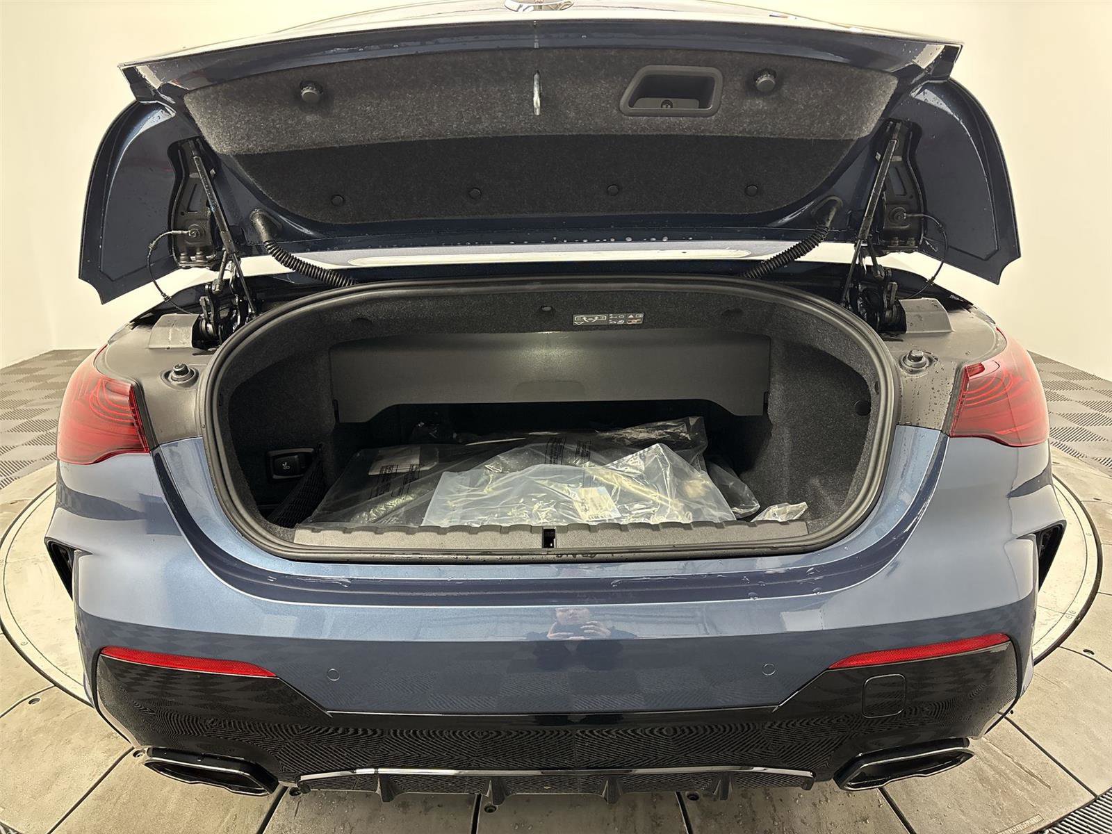 New 2026 BMW 440i xDrive Convertible w/ Premium Package image 21