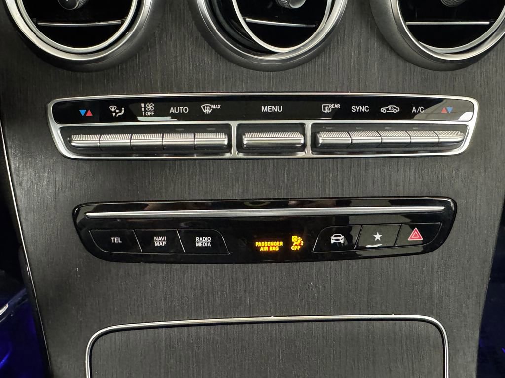 Used 2020 Mercedes-Benz GLC 300 4MATIC image 25