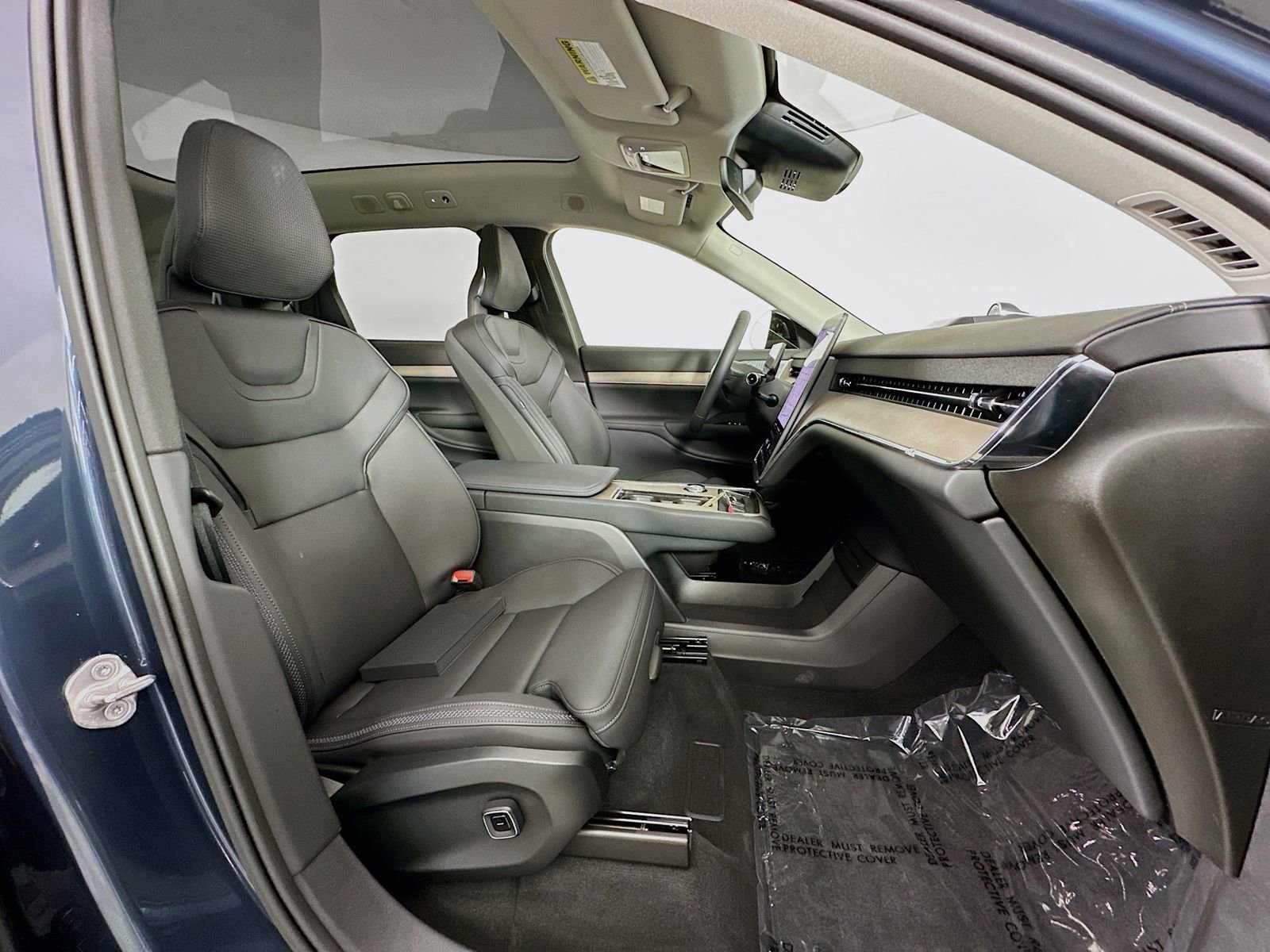 Used 2025 Volvo EX90 Ultra AWD/4WD image 30