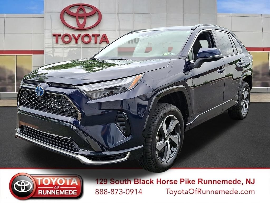 Certified 2024 Toyota RAV4 SE w/ Weather & Moonroof Package AWD/4WD image 3