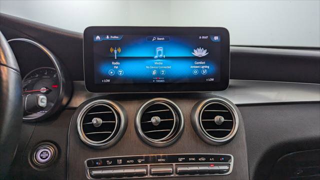 Used 2020 Mercedes-Benz GLC 300 4MATIC w/ Multimedia Package image 26