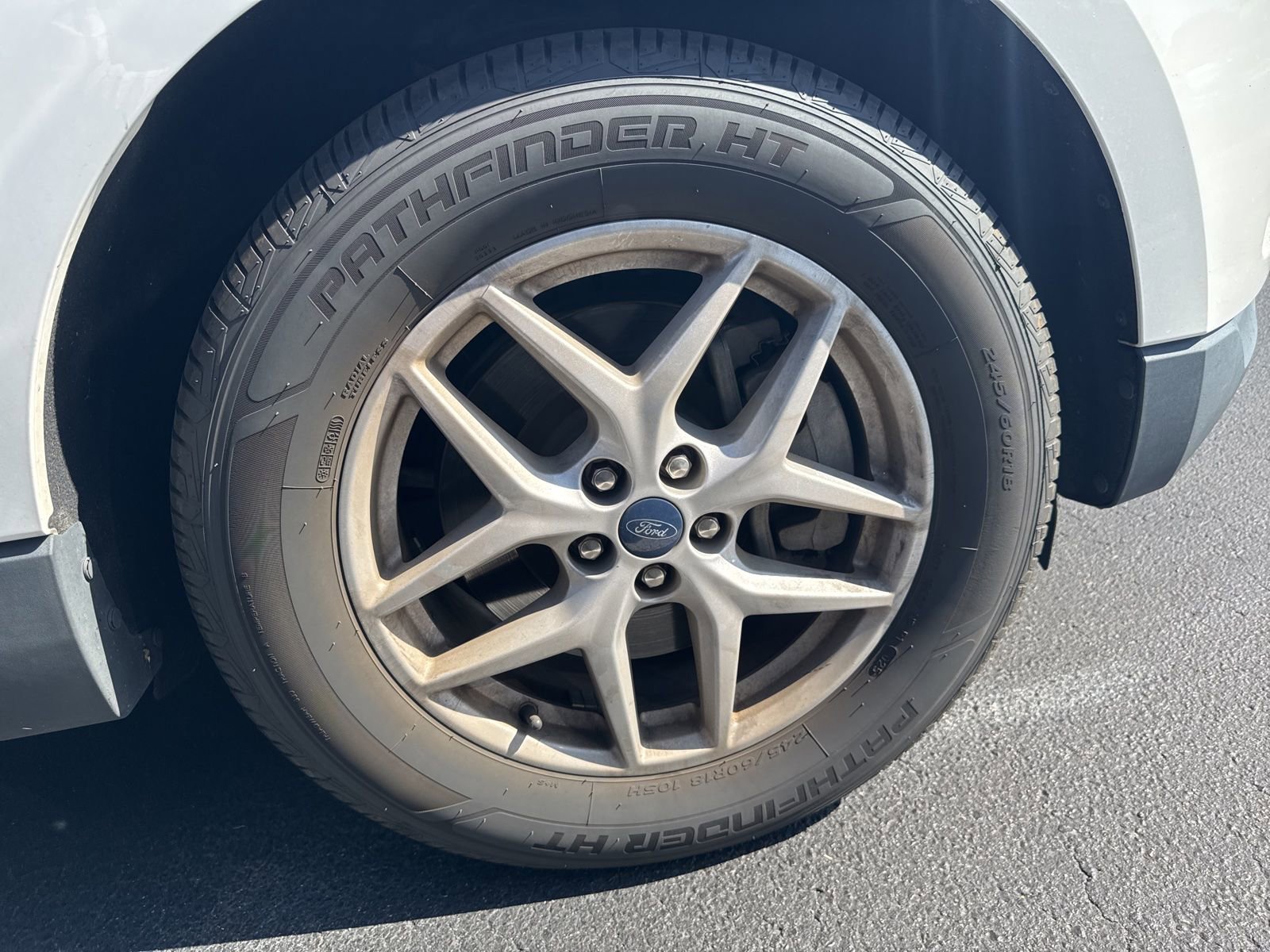 Used 2022 Ford Edge SE AWD/4WD image 5