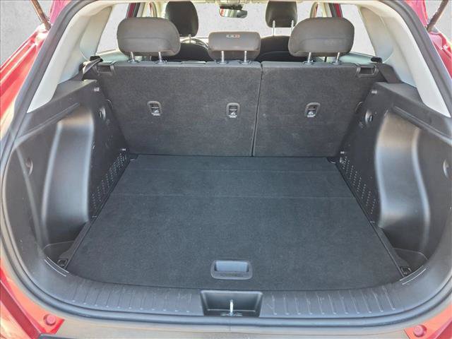 Used 2025 Hyundai Kona SEL FWD image 6