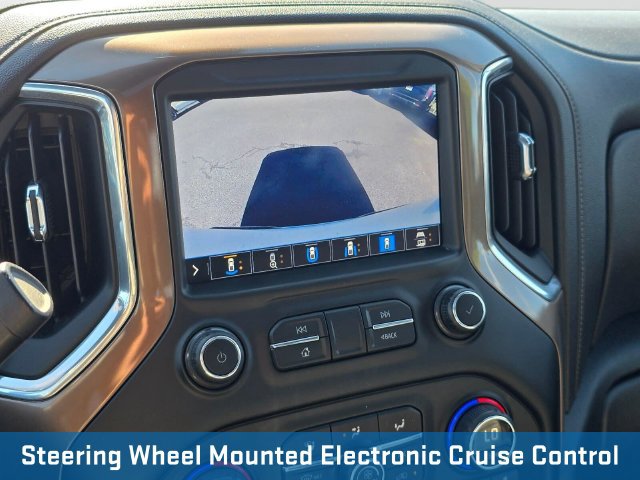 Used 2020 Chevrolet Silverado 1500 High Country w/ Technology Package AWD/4WD image 29
