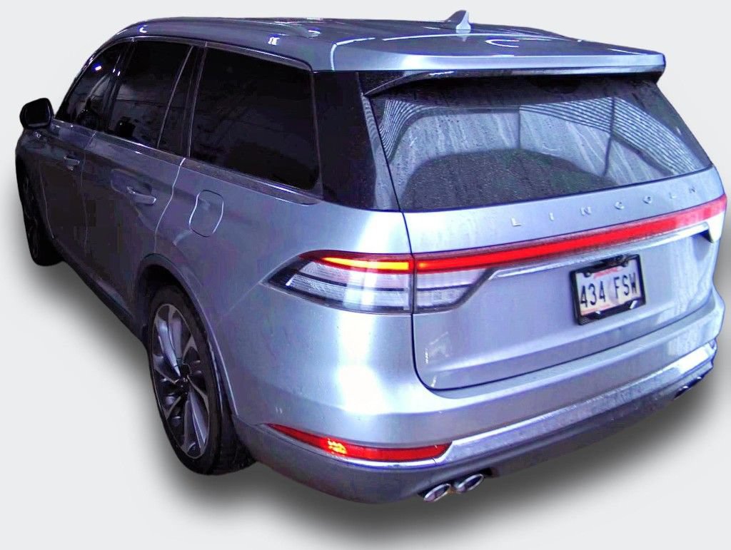 Used 2020 Lincoln Aviator Reserve w/ Equipment Group 201A RWD image 4