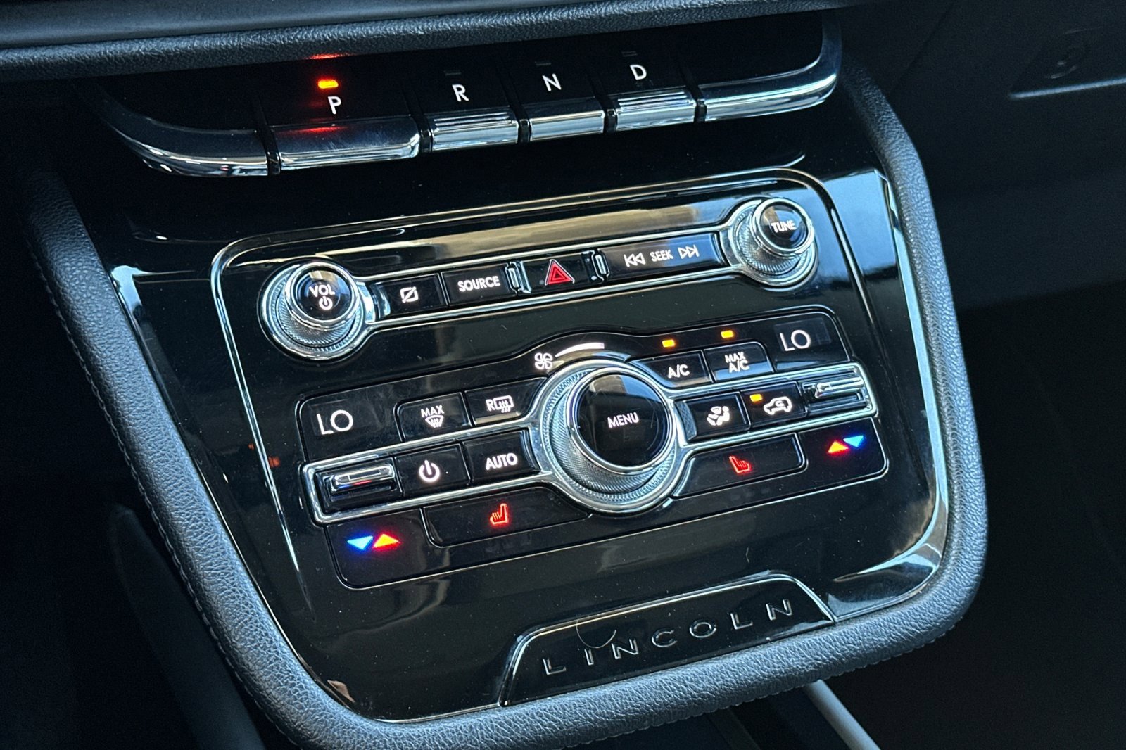 Used 2020 Lincoln Corsair Reserve image 20