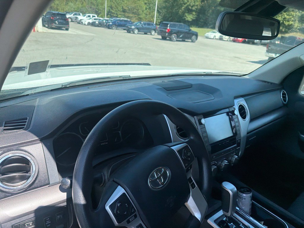 Used 2020 Toyota Tundra SR5 w/ SR5 Convenience Package RWD image 6