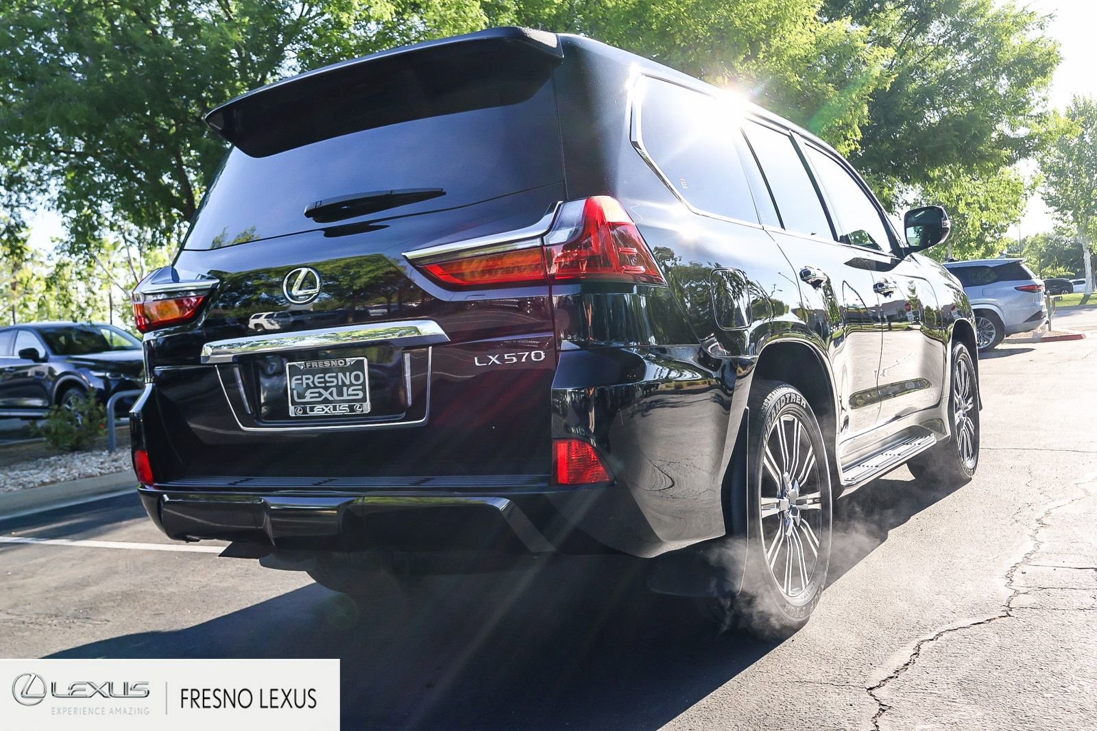 Used 2019 Lexus LX 570 4WD w/ Luxury Package image 6