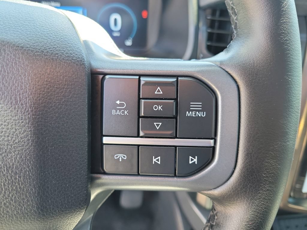 Used 2025 Ford F150 Lightning Lariat AWD/4WD image 26