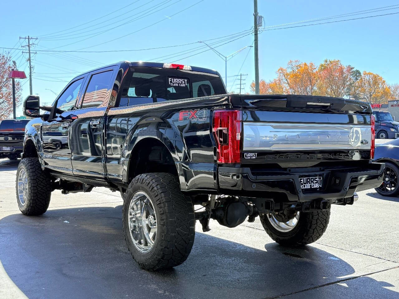 Used 2019 Ford F250 Platinum w/ Platinum Ultimate Package image 6