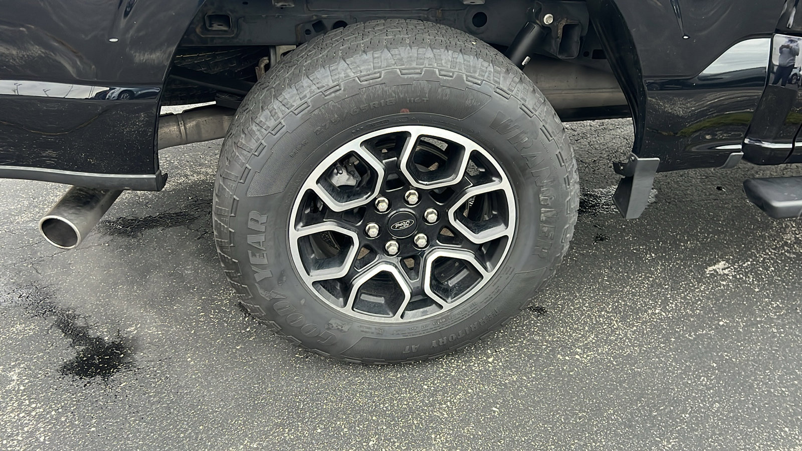 Used 2022 Ford F150 XLT w/ Equipment Group 302A High image 10