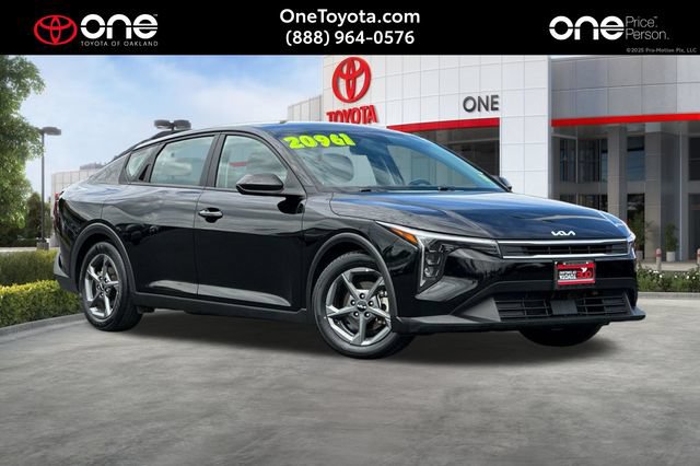 Used 2025 Kia K4