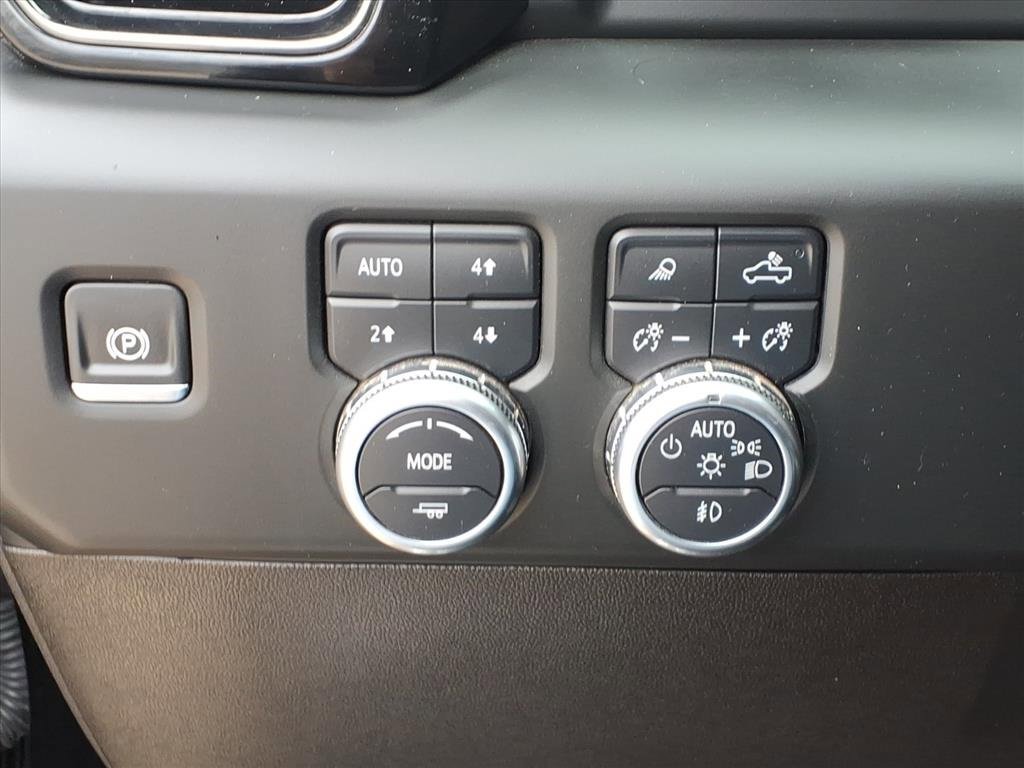 Certified 2024 GMC Sierra 3500 AT4 w/ AT4 Premium Plus Package image 23