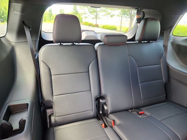 New 2026 Chevrolet Traverse Z71 w/ Enhanced Driving Package AWD/4WD image 19