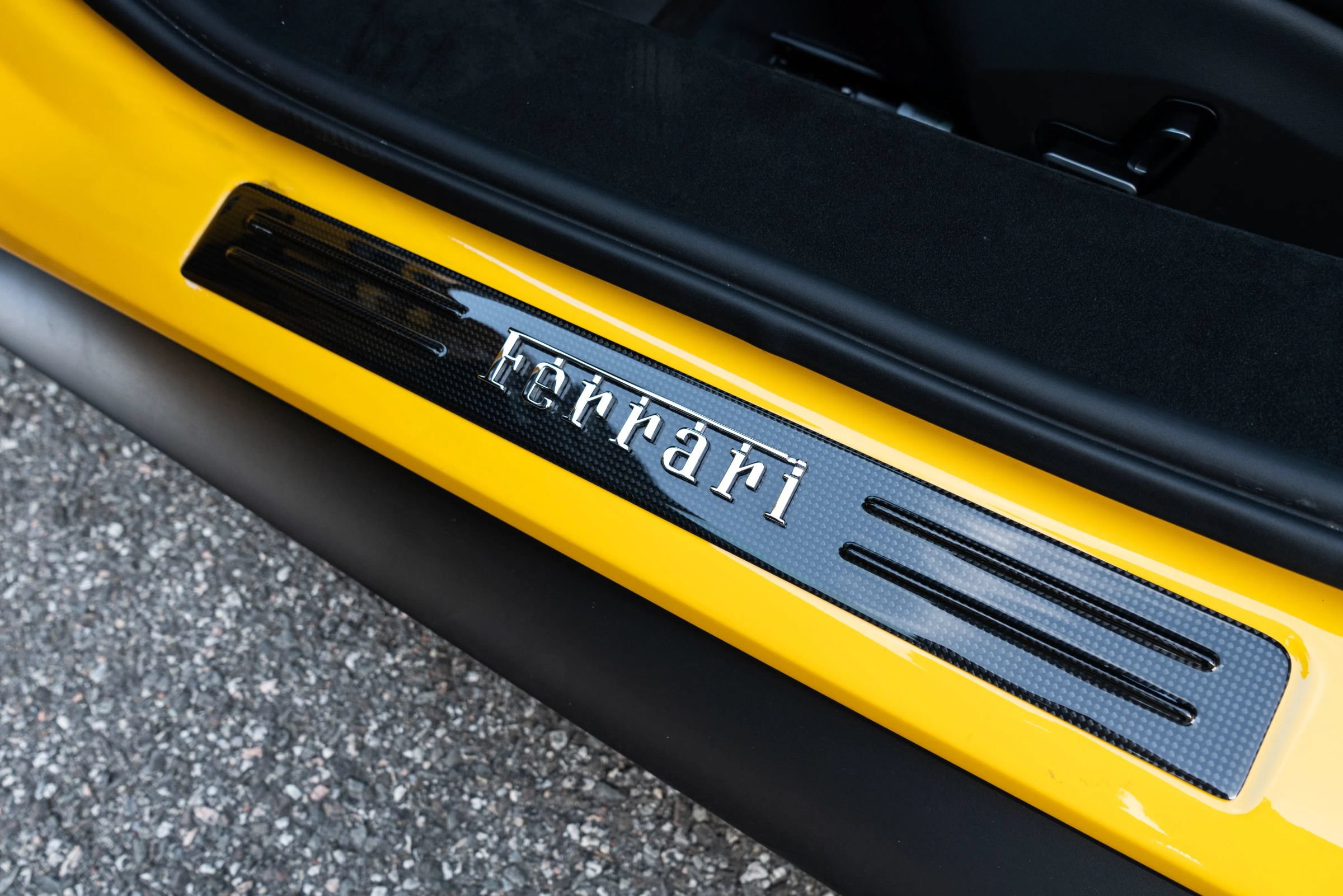 Used 2024 Ferrari 296 GTB RWD image 41