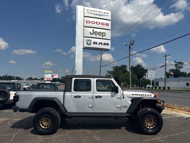 Used 2022 Jeep Gladiator Mojave w/ Trailer Tow Package AWD/4WD image 2